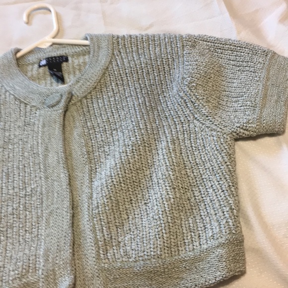 Sweater - Picture 4 of 4
